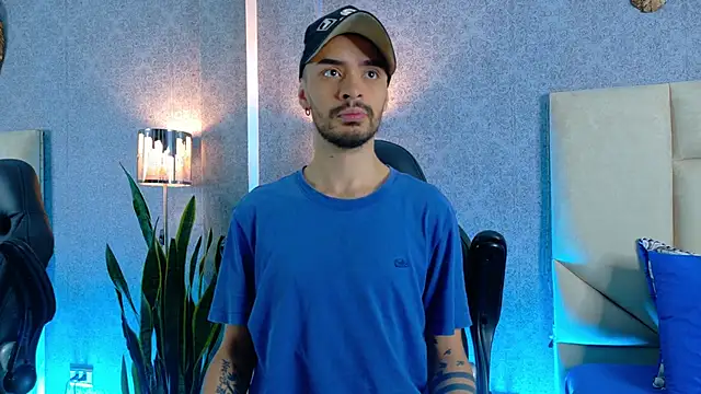 Snapshot of HairyDiamond_ chatting on 30, 9, 2025 HairyDiamond  online show from 30, 9, 2025