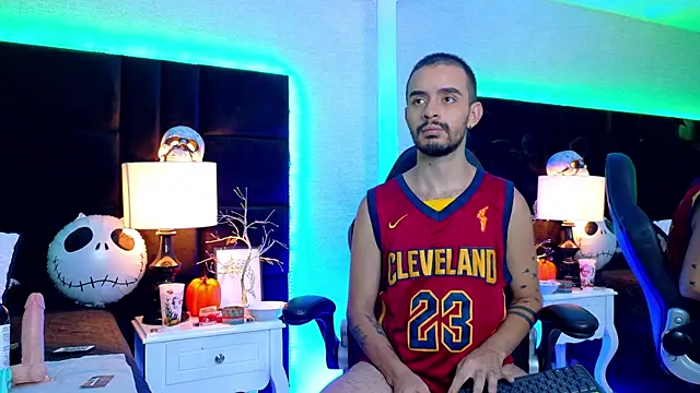 Snapshot of HairyDiamond_ chatting on 26, 10, 2025 HairyDiamond  online show from 26, 10, 2025