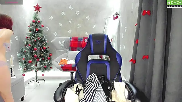 Roxy foxi online show from 18, 12, 2025