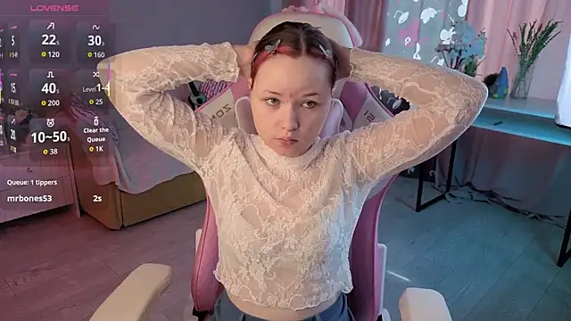 Snapshot of Sweetie_Hope chatting on 26, 9, 2025 Sweetie Hope online show from 26, 9, 2025