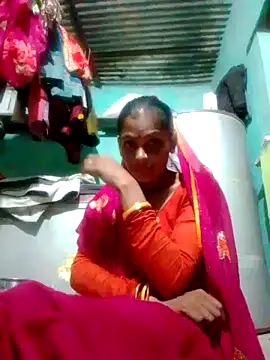 Snapshot of H_seema chatting on 13, 10, 2025 H seema online show from 13, 10, 2025