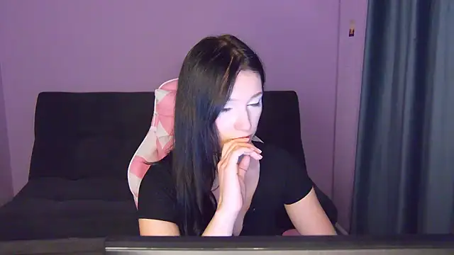 Snapshot of Frankie_Nora chatting on 10, 9, 2025 Frankie Nora online show from 10, 9, 2025