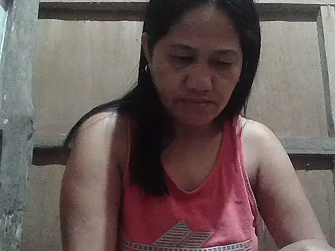 hotmama 063 online show from 11, 4, 2026