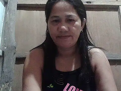 Snapshot of hotmama_063 chatting on 17, 4, 2026 hotmama 063 online show from 17, 4, 2026