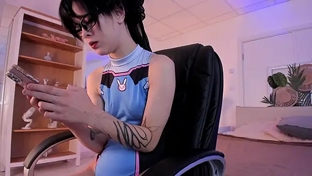 Sima Wendy online show from 4, 10, 2025