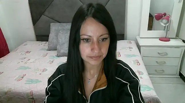 Taylormegan online show from 1, 2, 2025