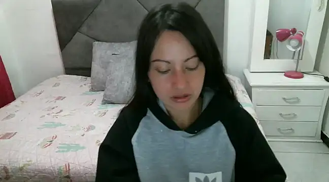 Taylormegan online show from 2, 2, 2025