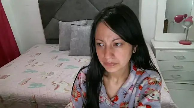Taylormegan online show from 3, 3, 2025