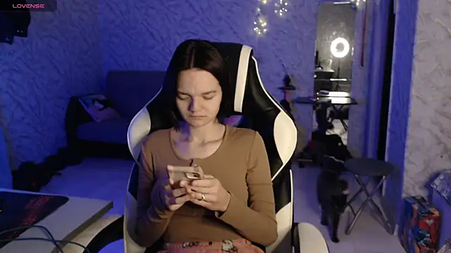 Snapshot of Kitti_study chatting on 5, 10, 2025 Kitti study online show from 5, 10, 2025