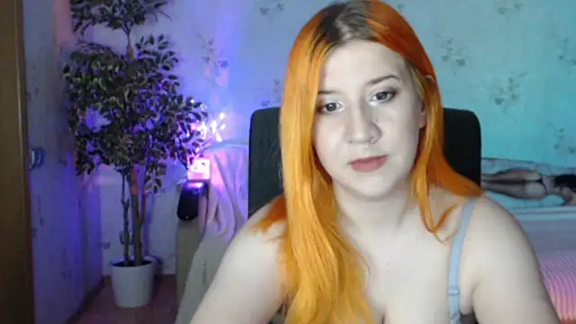 Snapshot of FunnySheila chatting on 13, 11, 2025 FunnySheila online show from 13, 11, 2025