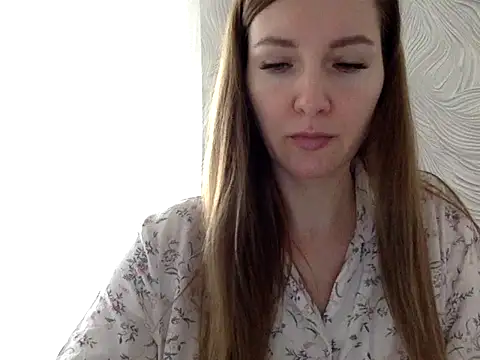 Varnyx online show from 3, 11, 2025