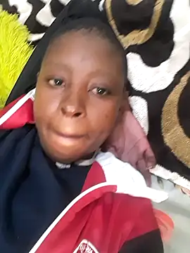 Snapshot of SweetSlenderChoc chatting on 16, 3, 2026 SweetSlenderChoc online show from 16, 3, 2026