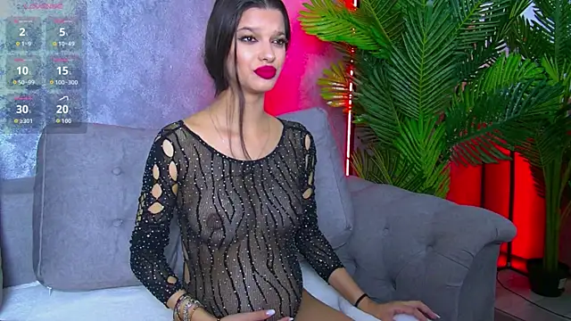 MiriamJo online show from 4, 10, 2025