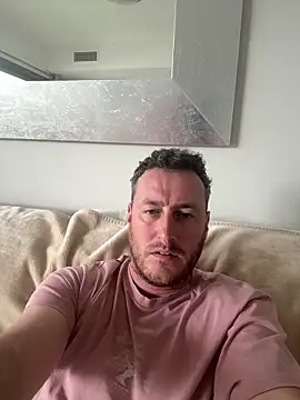 Snapshot of Londonlad818 chatting on 10, 3, 2026 Londonlad818 online show from 10, 3, 2026