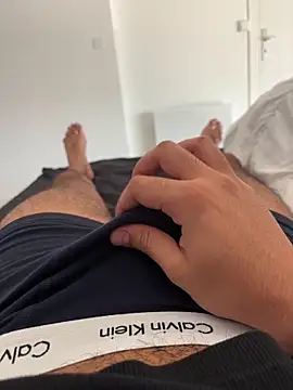 Snapshot of taloped chatting on 2, 10, 2025 taloped online show from 2, 10, 2025