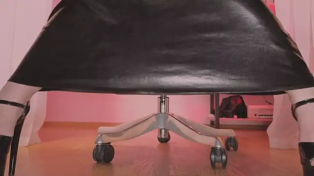 Snapshot of Jolie_Orchid chatting on 12, 2, 2026 Jolie Orchid online show from 12, 2, 2026