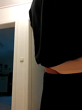 Snapshot of Oldmenhot66 chatting on 27, 9, 2025 Oldmenhot66 online show from 27, 9, 2025