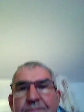 Snapshot of Oldmenhot66 chatting on 31, 10, 2025 Oldmenhot66 online show from 31, 10, 2025