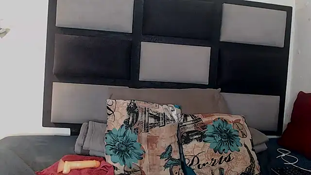 Freaky-boobs online show from 28, 10, 2025