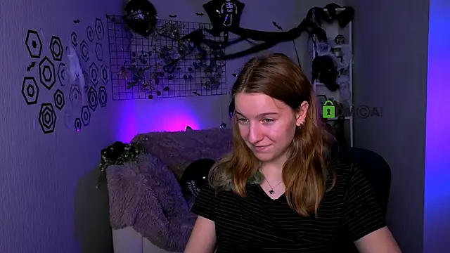 Snapshot of benny_duglas chatting on 25, 10, 2025 benny duglas online show from 25, 10, 2025