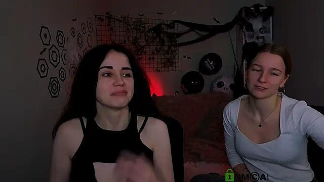 Snapshot of benny_duglas chatting on 27, 10, 2025 benny duglas online show from 27, 10, 2025