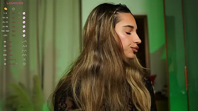 ItalianGirl online show from 25, 9, 2025