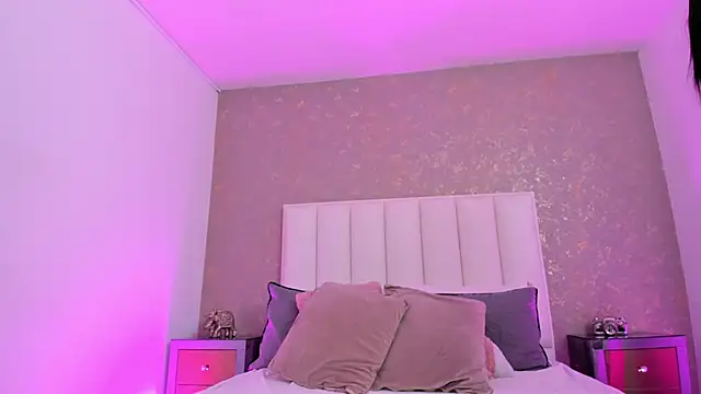 KaylieBrooks online show from 2, 5, 2026