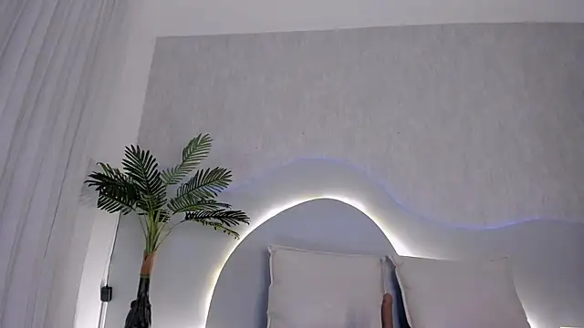 CannelaSmith online show from 28, 4, 2026