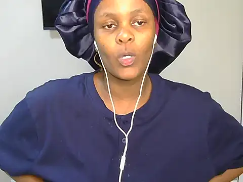 Sultry Booty online show from 18, 10, 2025