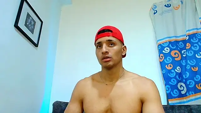 Snapshot of Smith_Fitness chatting on 5, 7, 2026 Smith Fitness online show from 5, 7, 2026