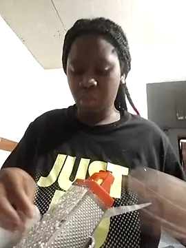 Snapshot of Megan_boobss chatting on 31, 10, 2025 Megan boobss online show from 31, 10, 2025