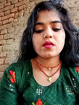 Snapshot of Yatiksha_Beby chatting on 1, 4, 2026 Yatiksha Beby online show from 1, 4, 2026