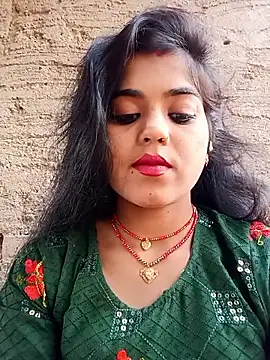 Snapshot of Yatiksha_Beby chatting on 4, 4, 2026 Yatiksha Beby online show from 4, 4, 2026