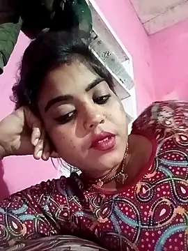 Snapshot of Yatiksha_Beby chatting on 5, 4, 2026 Yatiksha Beby online show from 5, 4, 2026
