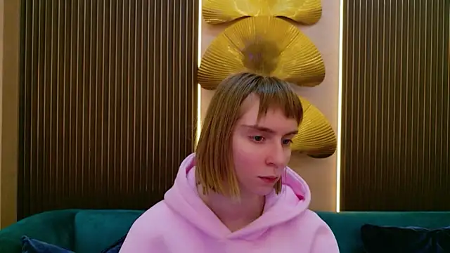 Snapshot of Beverly_Gomes chatting on 6, 2, 2026 Beverly Gomes online show from 6, 2, 2026