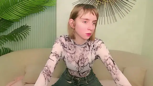 Snapshot of Beverly_Gomes chatting on 8, 2, 2026 Beverly Gomes online show from 8, 2, 2026