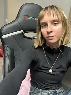 Snapshot of Beverly_Gomes chatting on 12, 2, 2026 Beverly Gomes online show from 12, 2, 2026