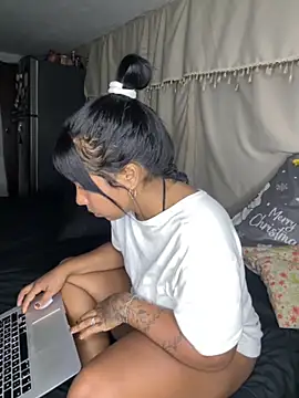 Snapshot of NoirandLia chatting on 15, 9, 2025 NoirandLia online show from 15, 9, 2025