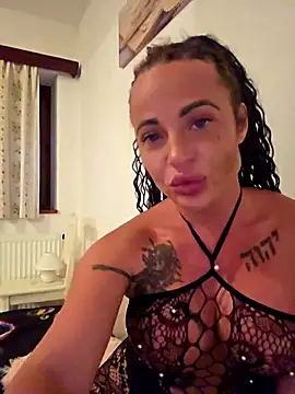 Snapshot of NinaMILF chatting on 9, 9, 2025 NinaMILF online show from 9, 9, 2025