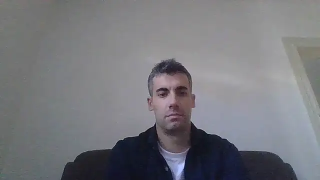 Snapshot of JulioIsHere4you chatting on 11, 10, 2025 JulioIsHere4you online show from 11, 10, 2025