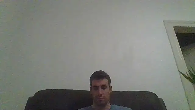 Snapshot of JulioIsHere4you chatting on 14, 11, 2025 JulioIsHere4you online show from 14, 11, 2025