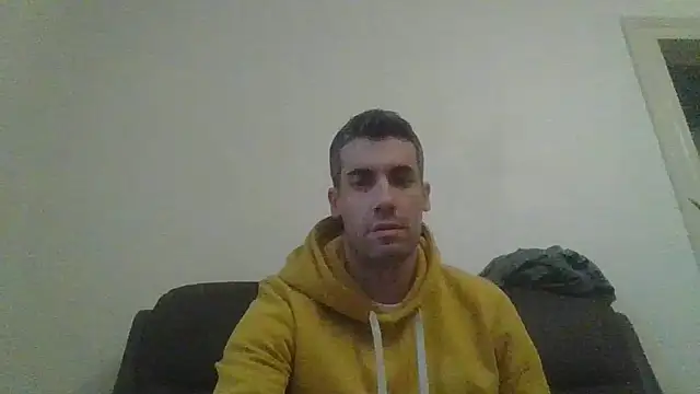 Snapshot of JulioIsHere4you chatting on 22, 12, 2025 JulioIsHere4you online show from 22, 12, 2025