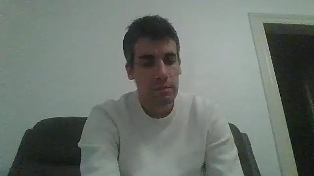 Snapshot of JulioIsHere4you chatting on 7, 2, 2026 JulioIsHere4you online show from 7, 2, 2026