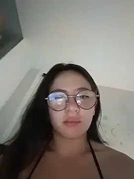 Bella Sumers online show from 7, 6, 2026