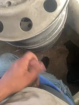 Chico031289 online show from 12, 2, 2026