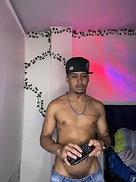 Snapshot of Owen_Benkosky chatting on 20, 10, 2025 Owen Benkosky online show from 20, 10, 2025