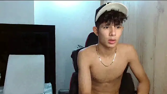 Snapshot of Noah-Garcia chatting on 17, 9, 2025 Noah-Garcia online show from 17, 9, 2025