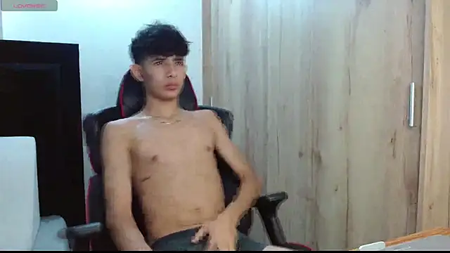 Snapshot of Noah-Garcia chatting on 26, 9, 2025 Noah-Garcia online show from 26, 9, 2025