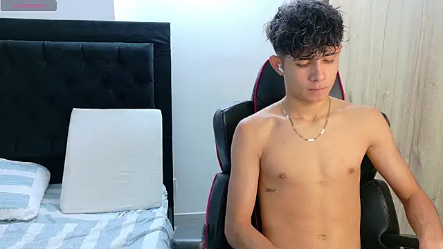 Snapshot of Noah-Garcia chatting on 23, 10, 2025 Noah-Garcia online show from 23, 10, 2025