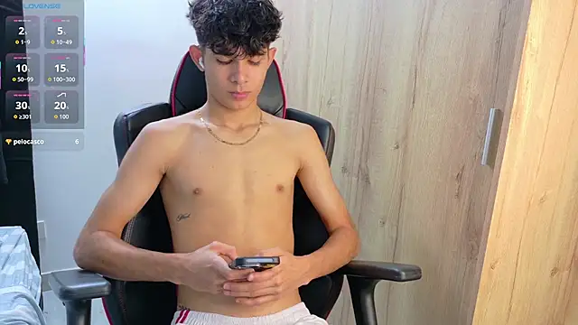 Snapshot of Noah-Garcia chatting on 24, 10, 2025 Noah-Garcia online show from 24, 10, 2025